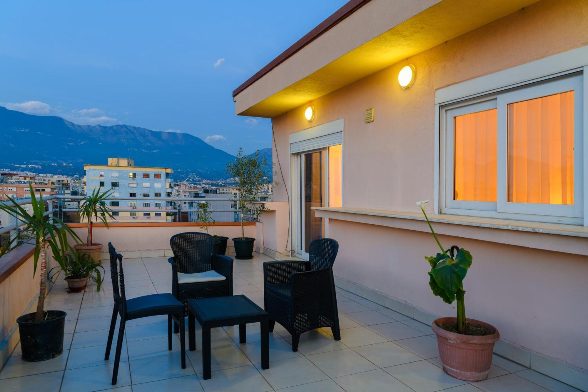 Terrace Tirana Cityscape 2 Exteriör bild