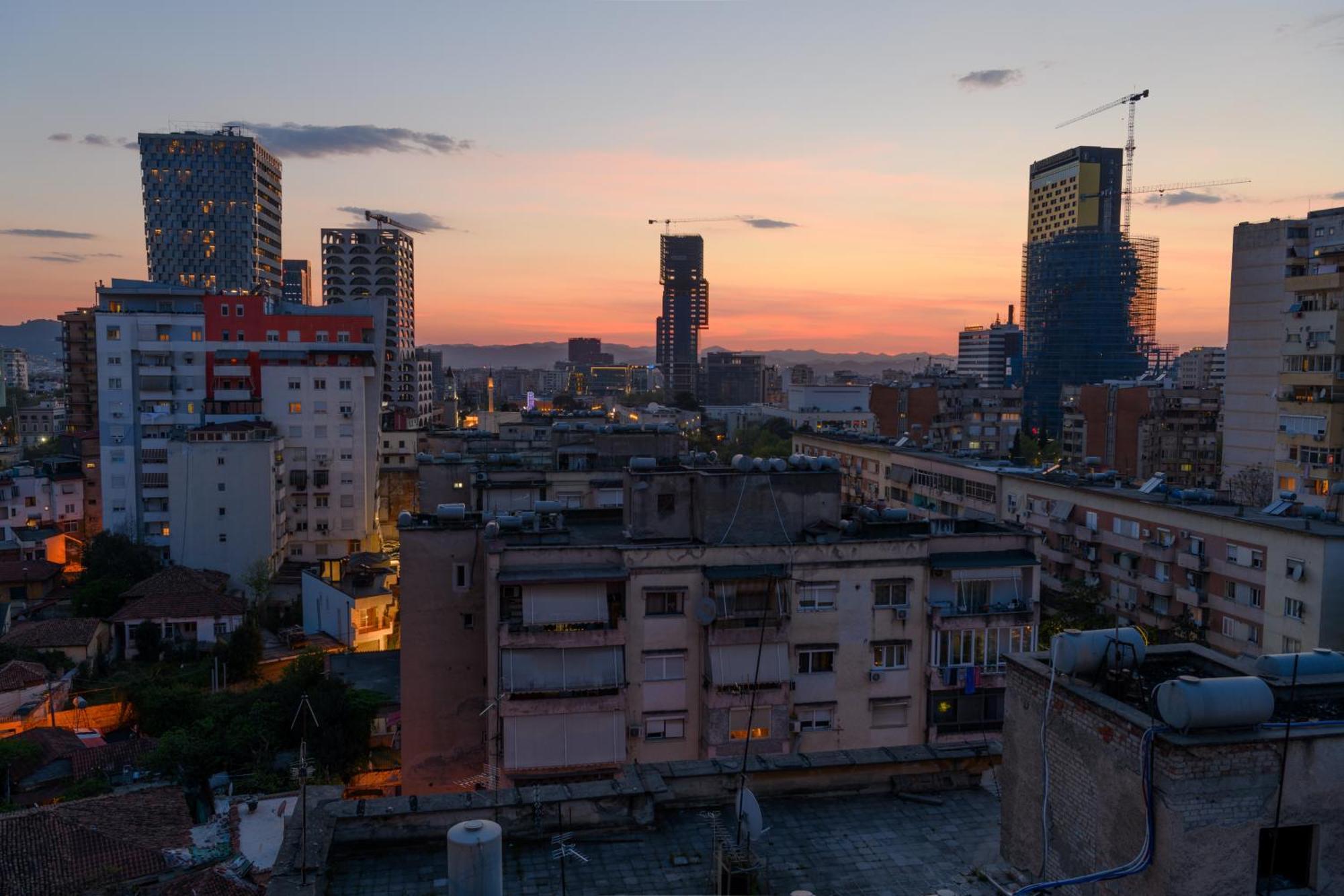 Terrace Tirana Cityscape 2 Exteriör bild